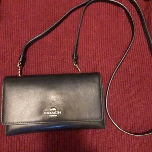 Fabulous Coach crossbody wallet!